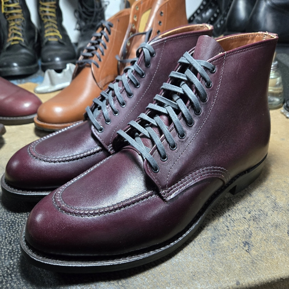 *Asian Rare* Red Wing Heritage 9091 Girard Moc